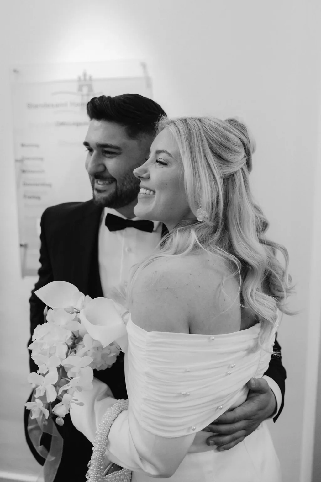 Lynn & Ersin, Standesamt Altona, Bild 2
